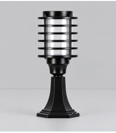 Outdoor Pillar Light with Hexagonal Base