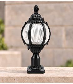 Outdoor Pillar Light with Lantern, Square Base