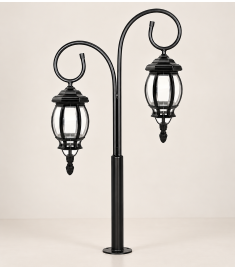 Upper and Lower Double Steel Arm Outdoor Light Pole with Lantern