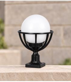 Outdoor Pillar Light with Square Base