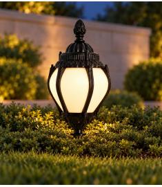 Garden Stake Light with Lantern