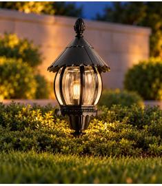 Garden Stake Light with Lantern, Shade